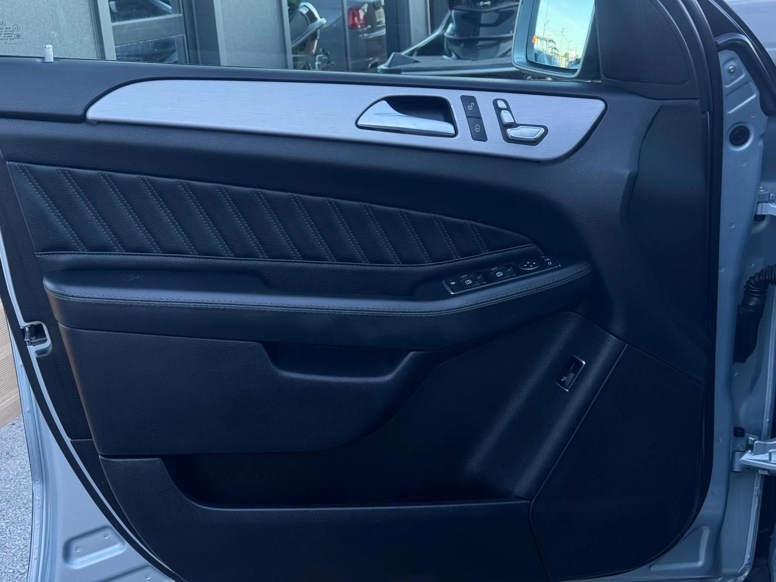Mercedes-Benz GLE 350 AMG COUPE, снимка 10 - Автомобили и джипове - 54700158