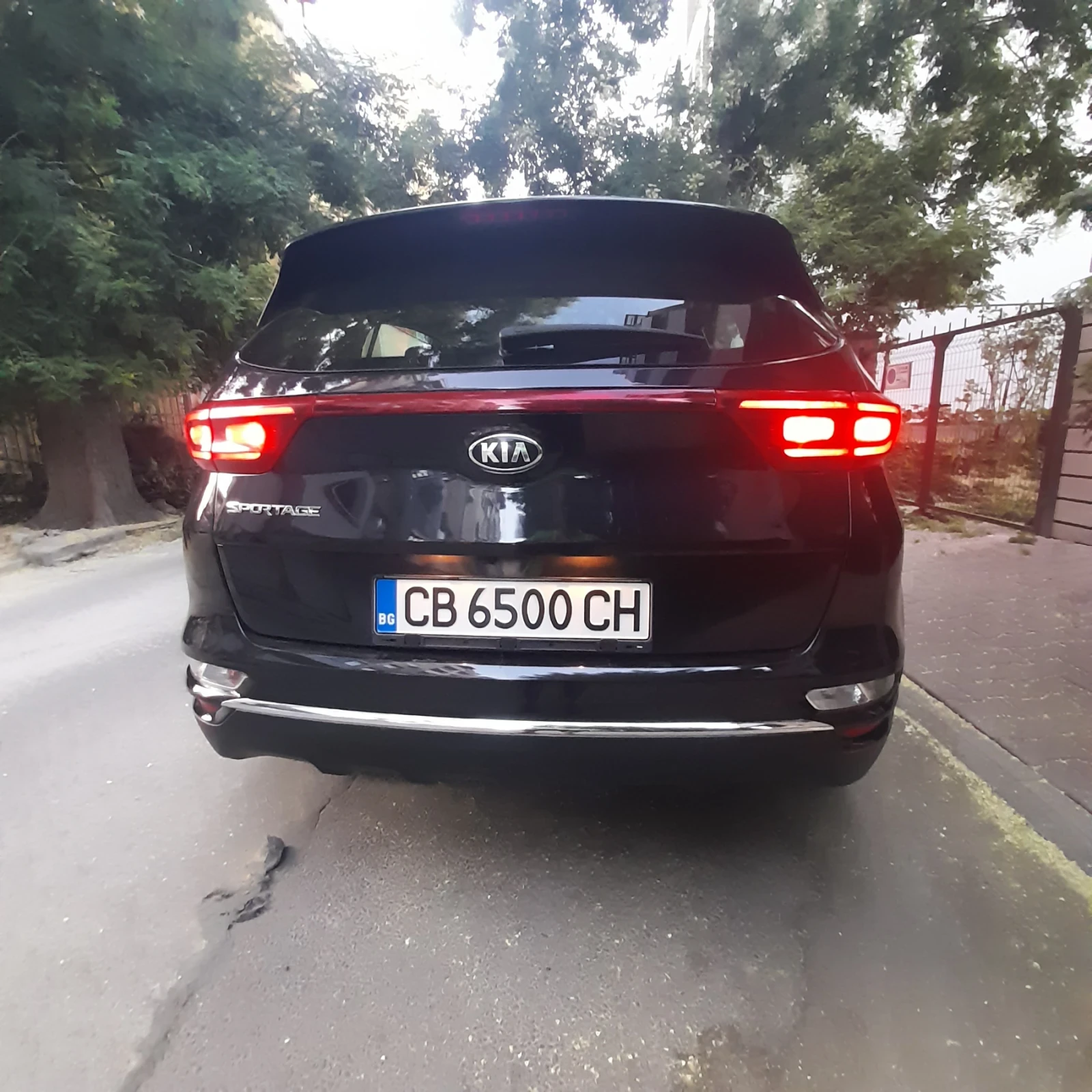 Kia Sportage, снимка 4 - Автомобили и джипове - 55480288