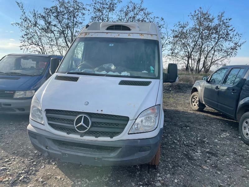 Mercedes-Benz 313 651 на части, снимка 1 - Бусове и автобуси - 31658694