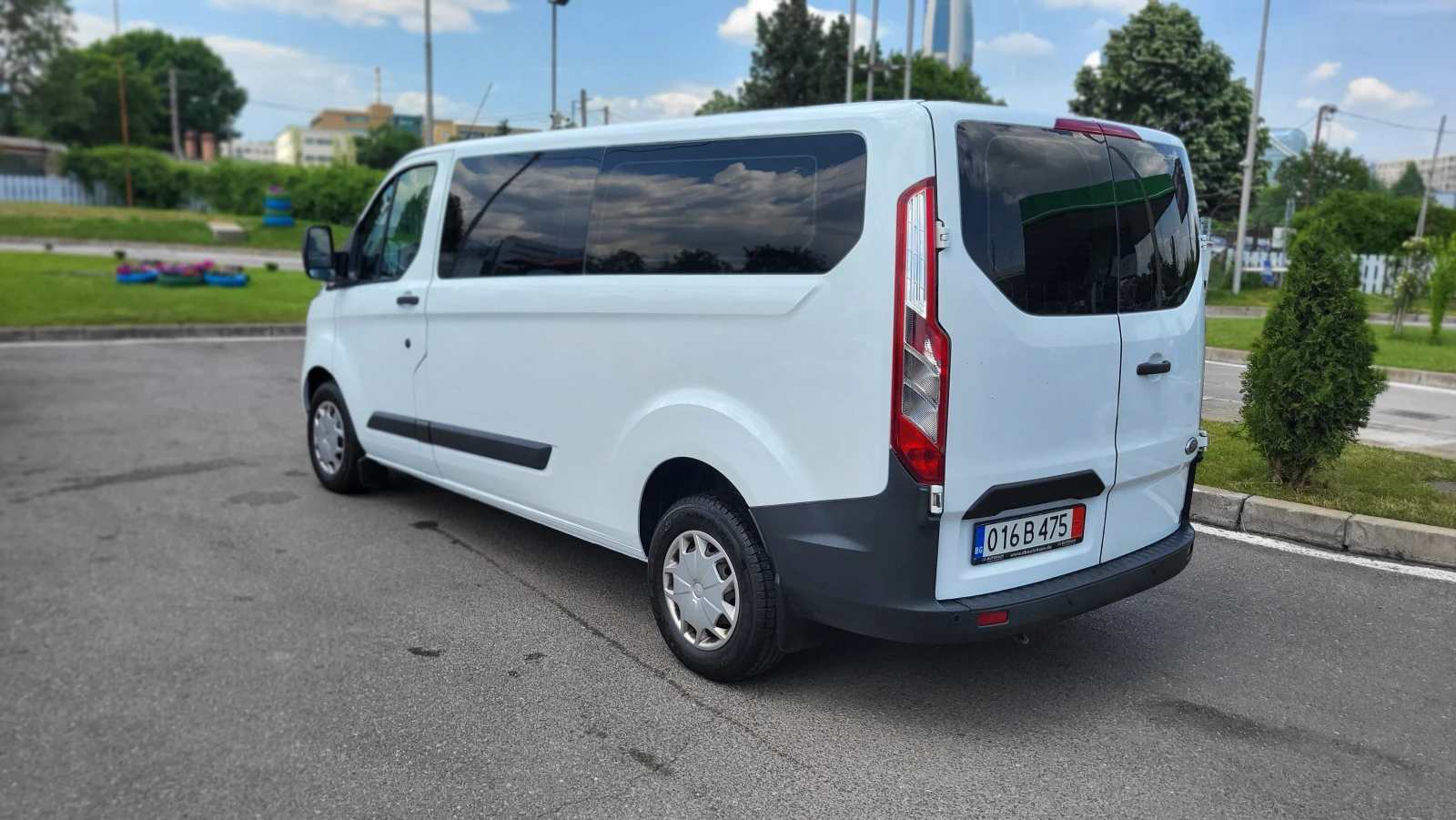 Ford Transit Custom 2.0 TDI, снимка 4 - Бусове и автобуси - 54736283