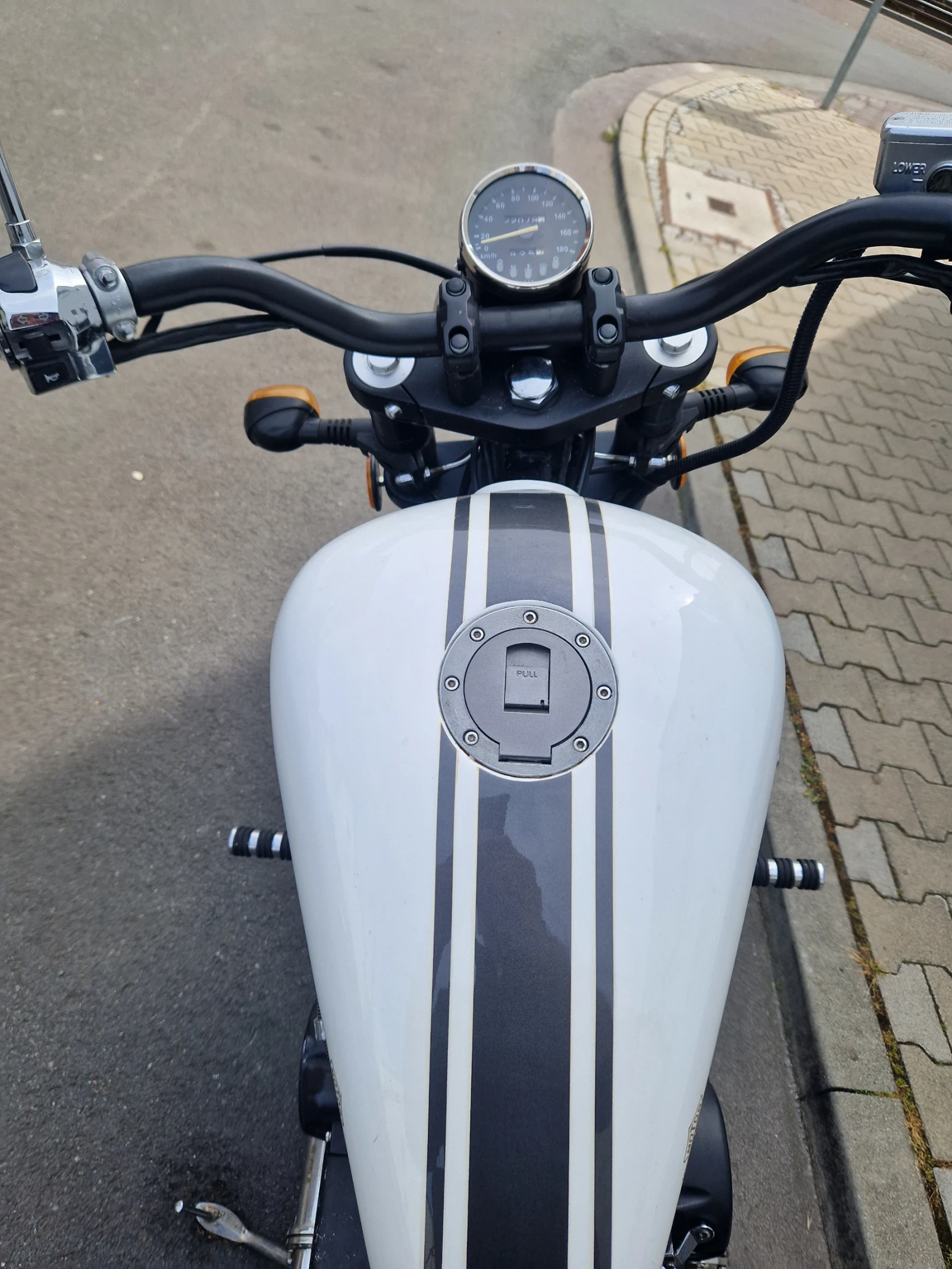 Поръчкови Retro Daytona 350, снимка 1