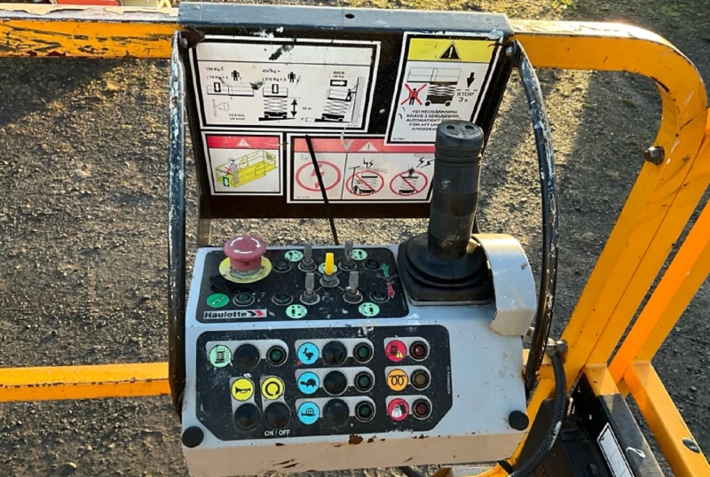 Платформи Haulotte Compact 12, снимка 12 - Индустриална техника - 53289379