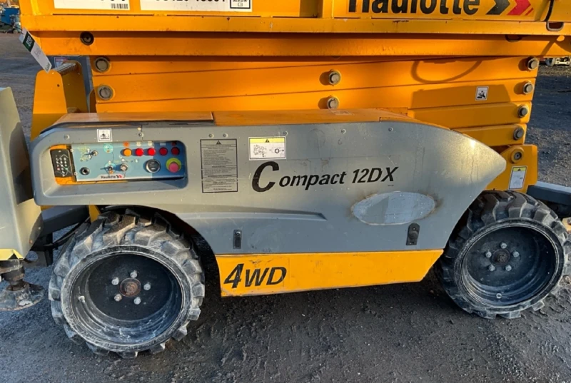 Платформи Haulotte Compact 12, снимка 9 - Индустриална техника - 53289379