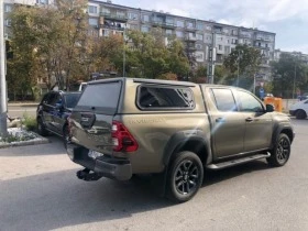        Toyota HILUX HARD TOP