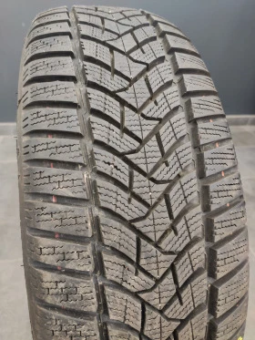 Гуми Зимни 205/60R16, снимка 1 - Гуми и джанти - 44977637