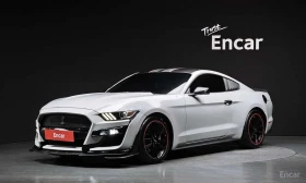 ������ Ford Mustang