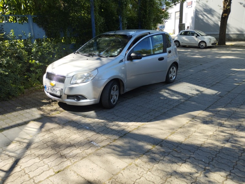 Chevrolet Aveo 1.5i, снимка 7 - Автомобили и джипове - 46145317