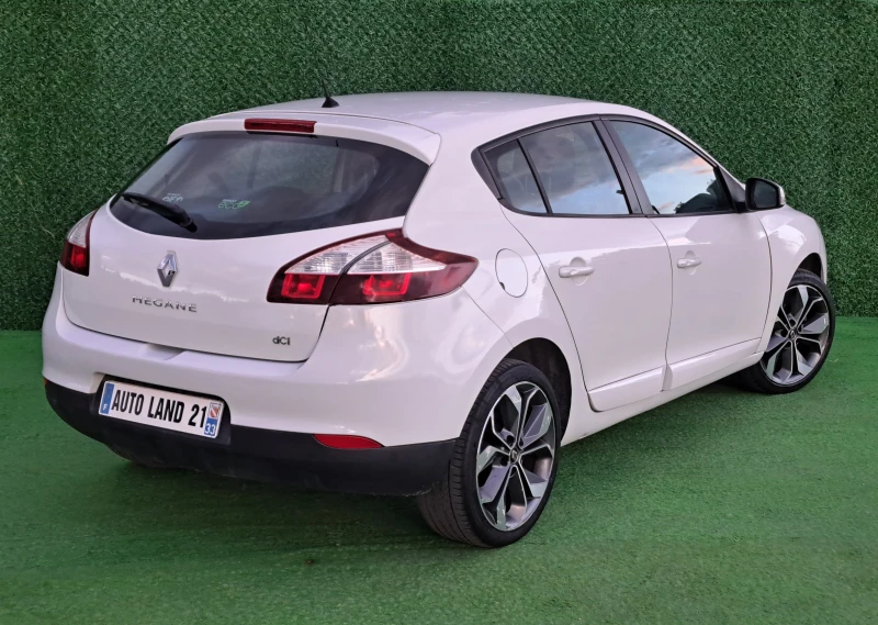 Renault Megane 1.5dci* 90кс* FACE LIFT, снимка 5 - Автомобили и джипове - 47071559