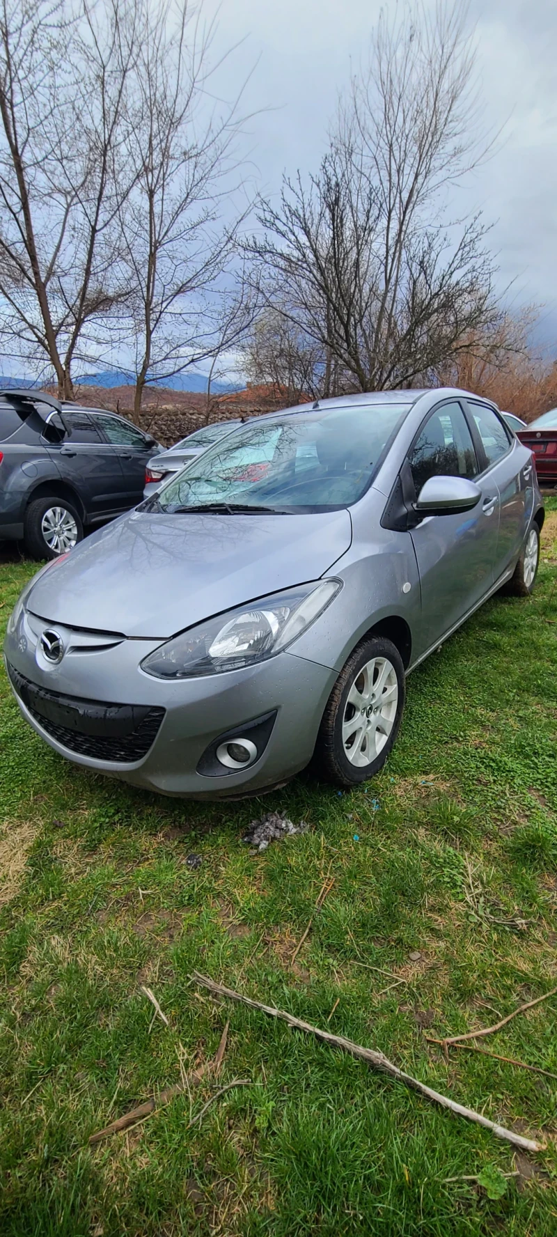 Mazda 2 1, 5i atomatic, снимка 2 - Автомобили и джипове - 52572280