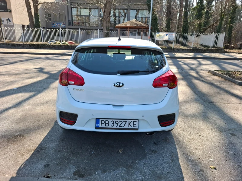 Kia Ceed 1.4 , снимка 6 - Автомобили и джипове - 49456685