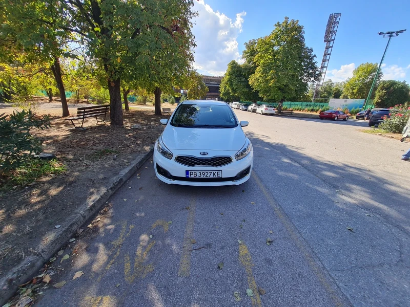 Kia Ceed 1.4 , снимка 1 - Автомобили и джипове - 47484911