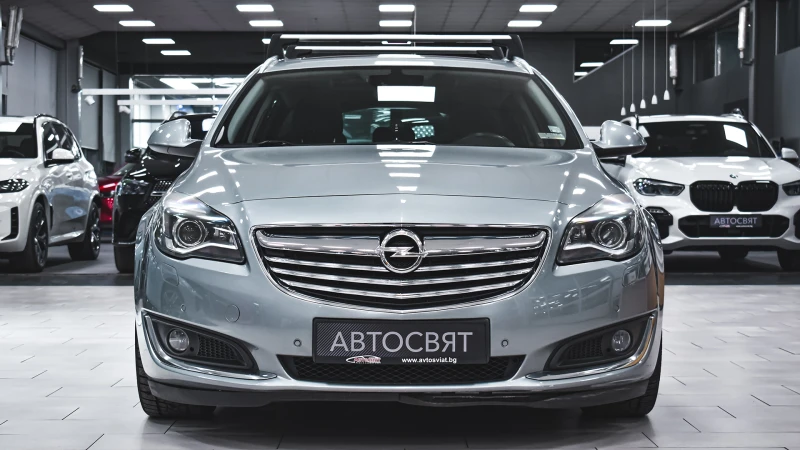 Opel Insignia Sports Tourer 2.0 CDTI Cosmo ecoFLEX, снимка 2 - Автомобили и джипове - 48390040