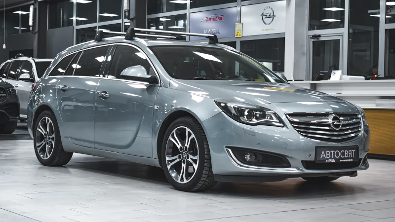 Opel Insignia Sports Tourer 2.0 CDTI Cosmo ecoFLEX, снимка 5 - Автомобили и джипове - 48390040