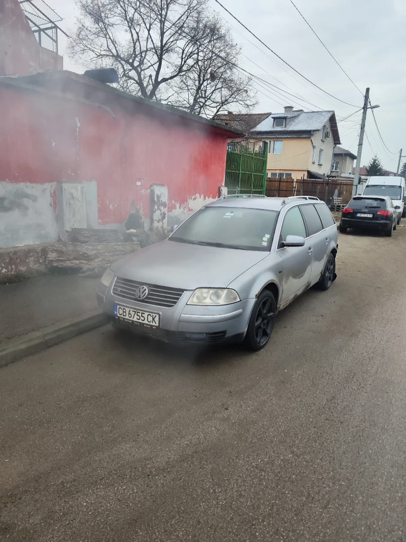 VW Passat, снимка 1 - Автомобили и джипове - 49512490