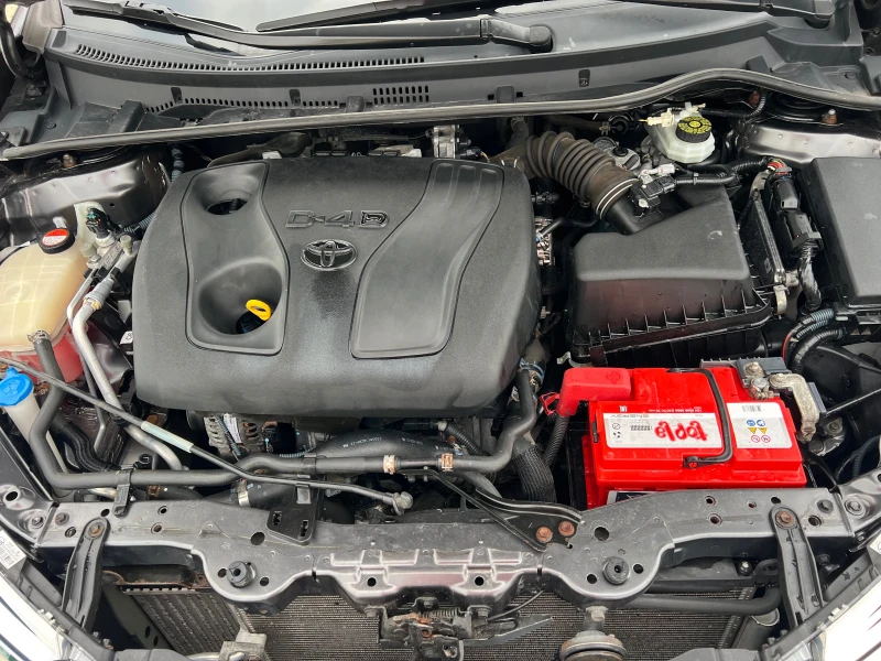 Toyota Corolla 1.4D4D/90p.s-EURO 5, снимка 14 - Автомобили и джипове - 52078840