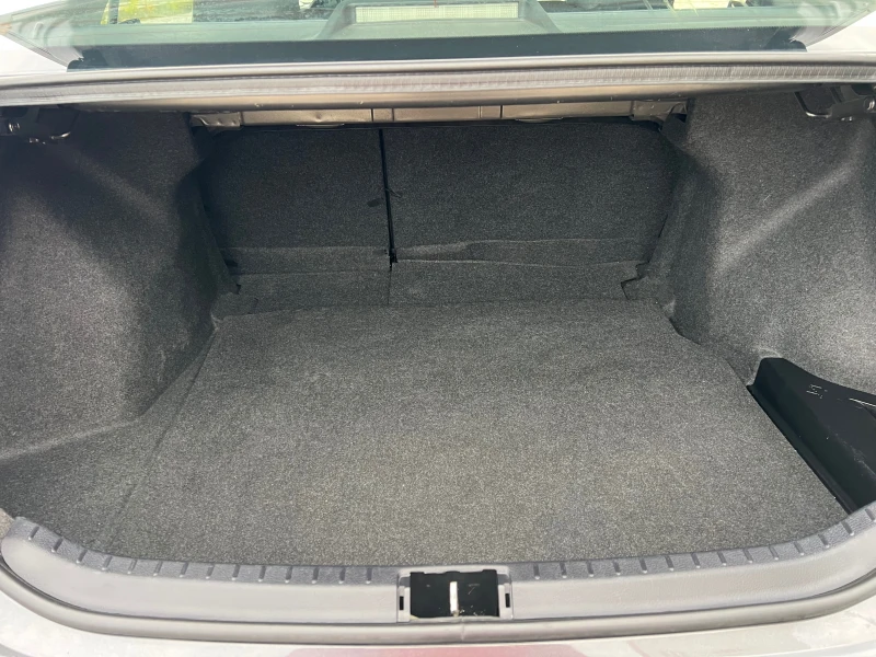 Toyota Corolla 1.4D4D/90p.s-EURO 5, снимка 13 - Автомобили и джипове - 52078840