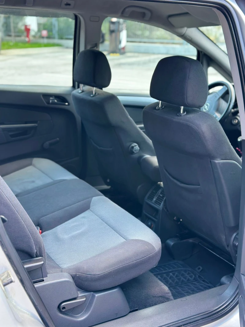 Opel Zafira top * 1, 9cdti * cruise control * 7 места * БАРТЕР, снимка 11 - Автомобили и джипове - 52130352