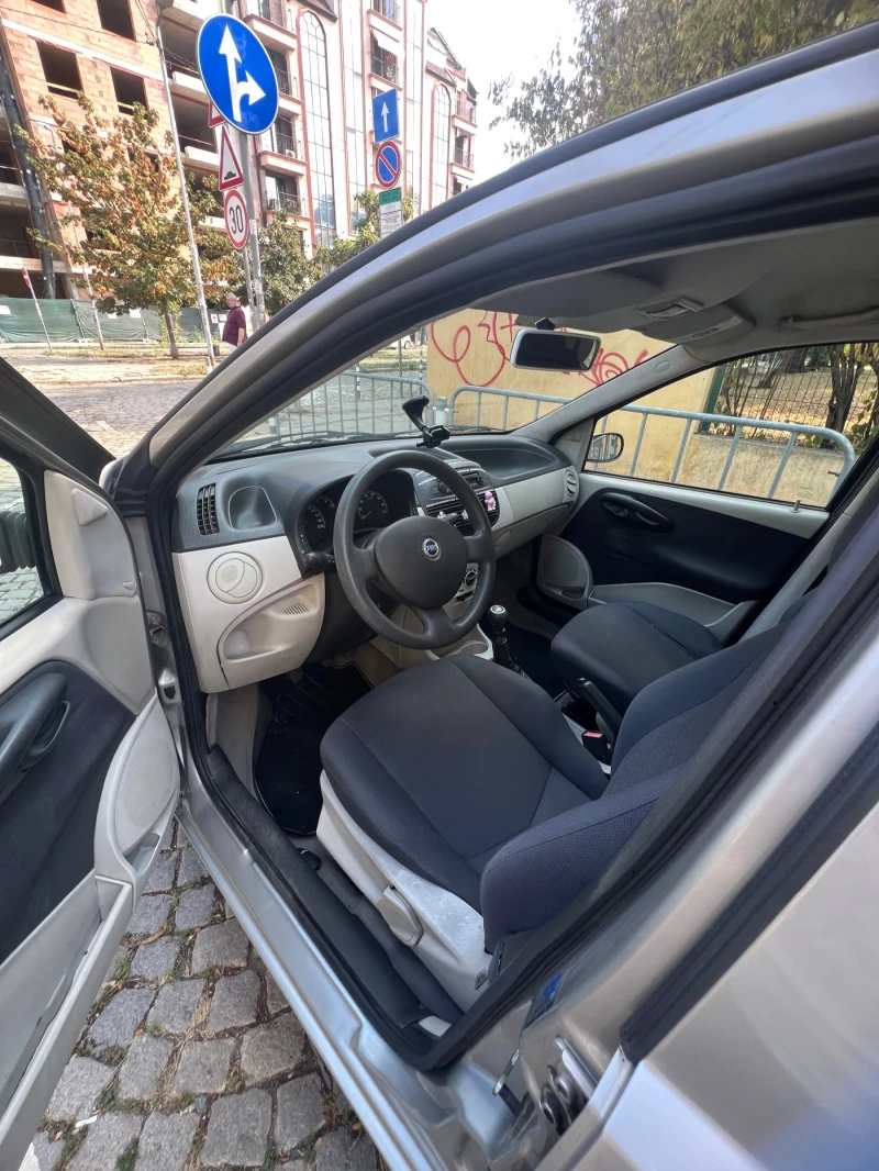 Fiat Punto, снимка 5 - Автомобили и джипове - 52187421