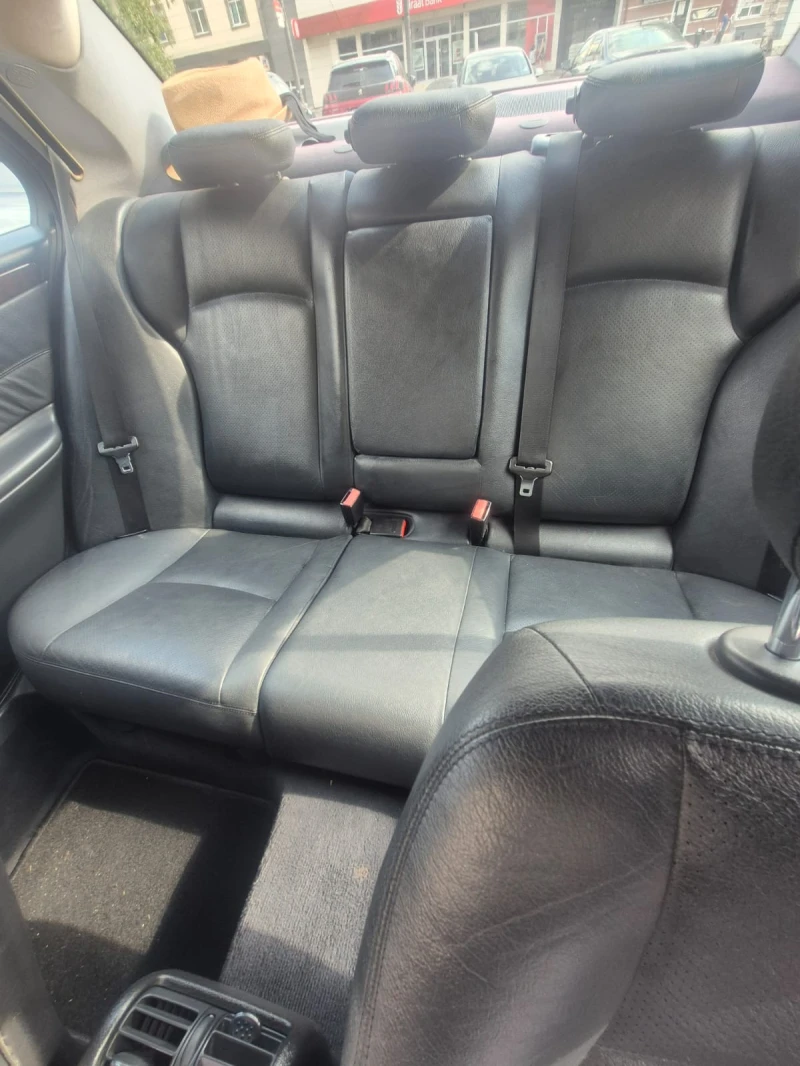 Mercedes-Benz C 270, снимка 3 - Автомобили и джипове - 52318811