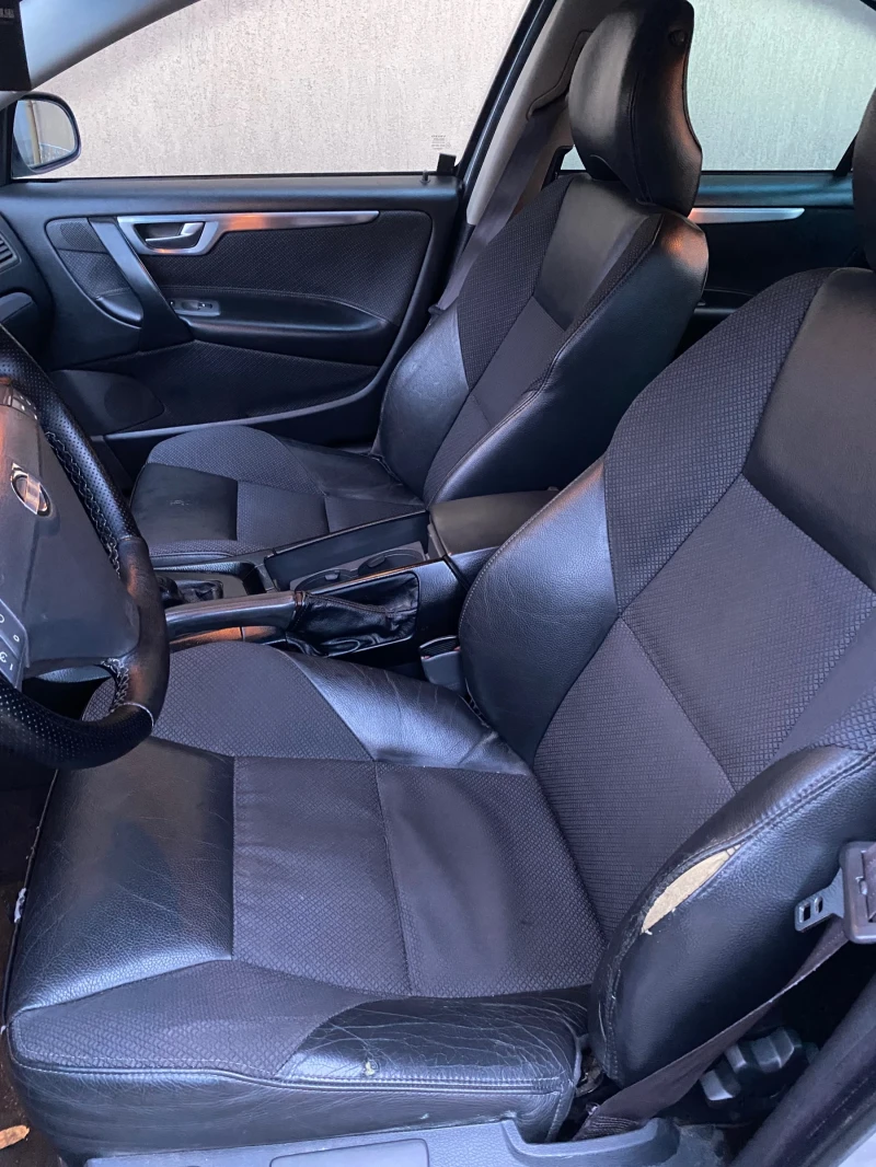 Volvo S60, снимка 6 - Автомобили и джипове - 52447315