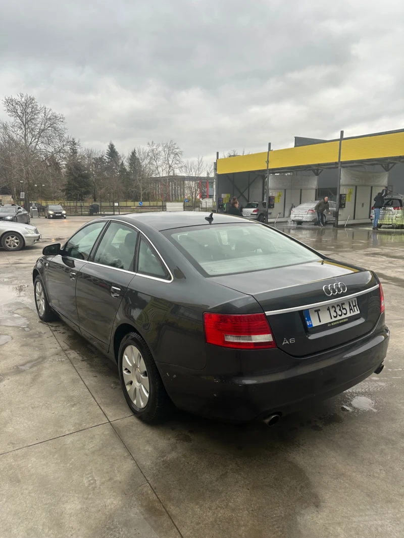 Audi A6 2.4 бензин, снимка 2 - Автомобили и джипове - 52711940
