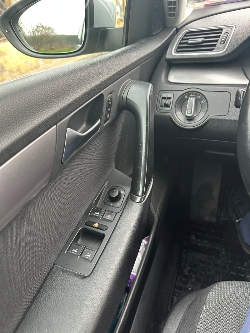 VW Passat, снимка 10 - Автомобили и джипове - 53051252