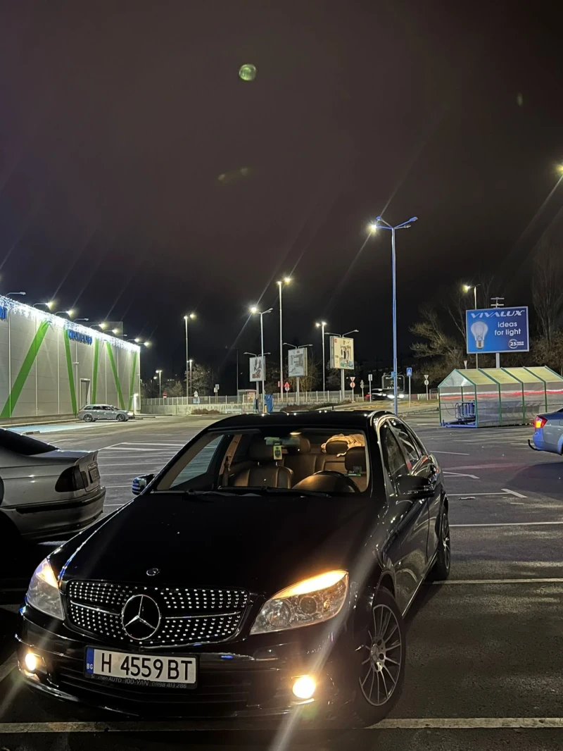 Mercedes-Benz C 200, снимка 4 - Автомобили и джипове - 53254264