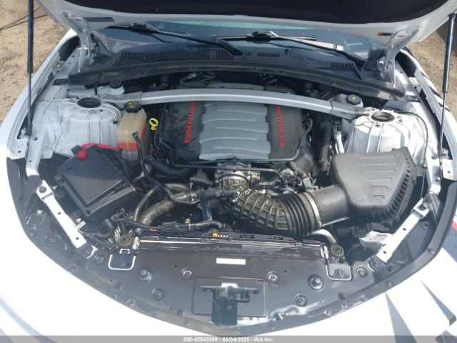 Chevrolet Camaro 1SS* 6.2 V8* CARFAX* ФИКСИРАНА ЦЕНА, снимка 10 - Автомобили и джипове - 53989340