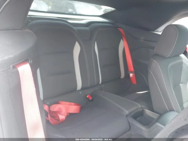 Chevrolet Camaro 1SS* 6.2 V8* CARFAX* ФИКСИРАНА ЦЕНА, снимка 13 - Автомобили и джипове - 53989340