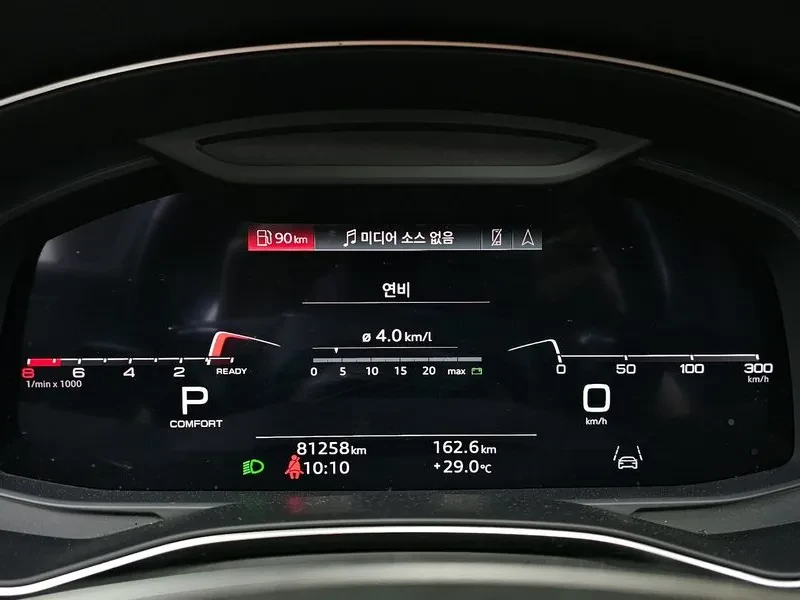 Audi A6, снимка 8 - Автомобили и джипове - 54736796