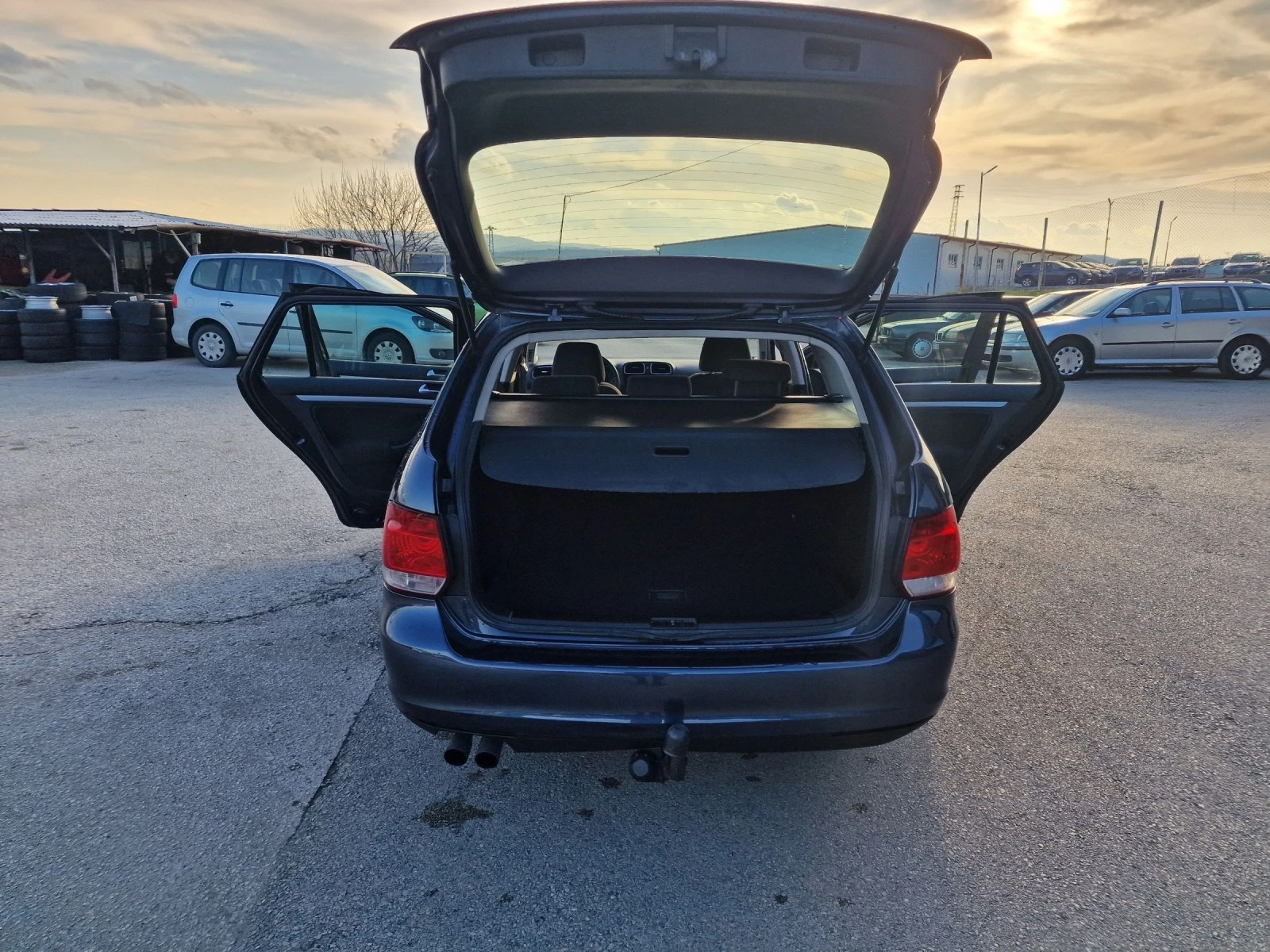 VW Golf 1.6TDI 4-MOTION  | Mobile.bg — изображение 12