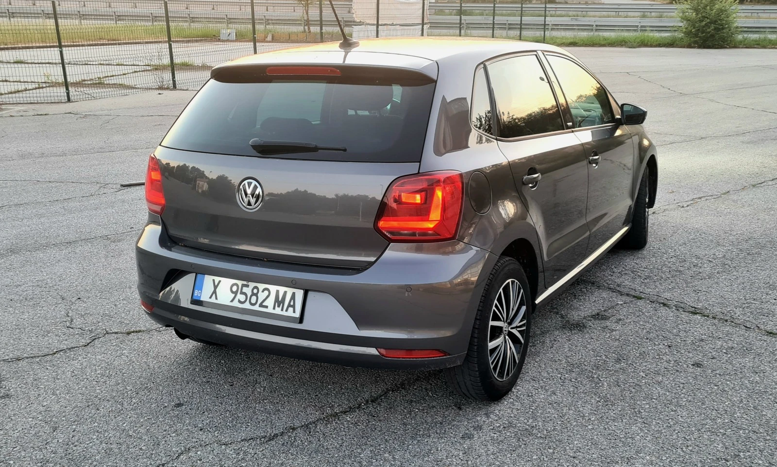 VW Polo ALLSTAR 1.4TDI 90k.c - изображение 5