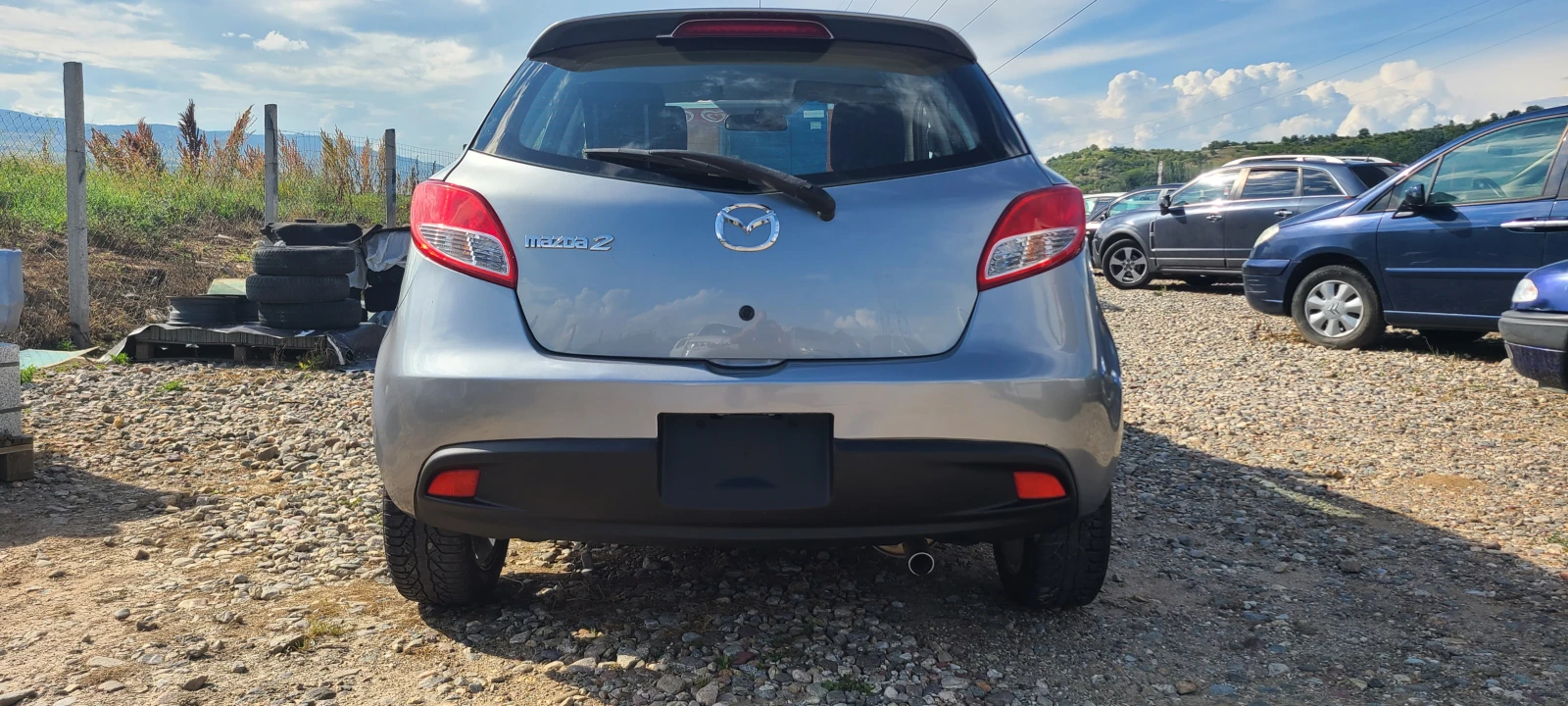 Mazda 2 1, 5i atomatic, снимка 5 - Автомобили и джипове - 52572280