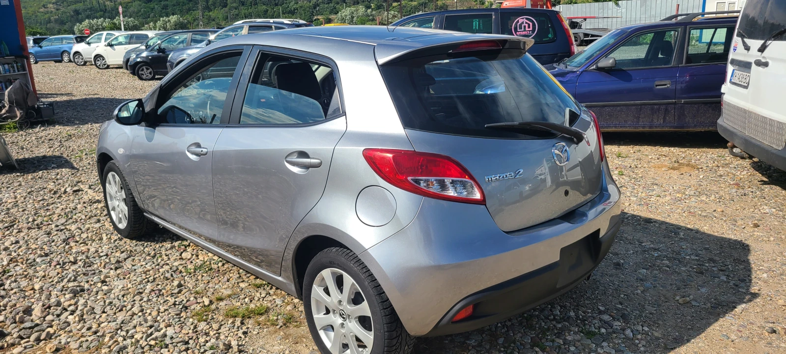 Mazda 2 1, 5i atomatic, снимка 4 - Автомобили и джипове - 52572280