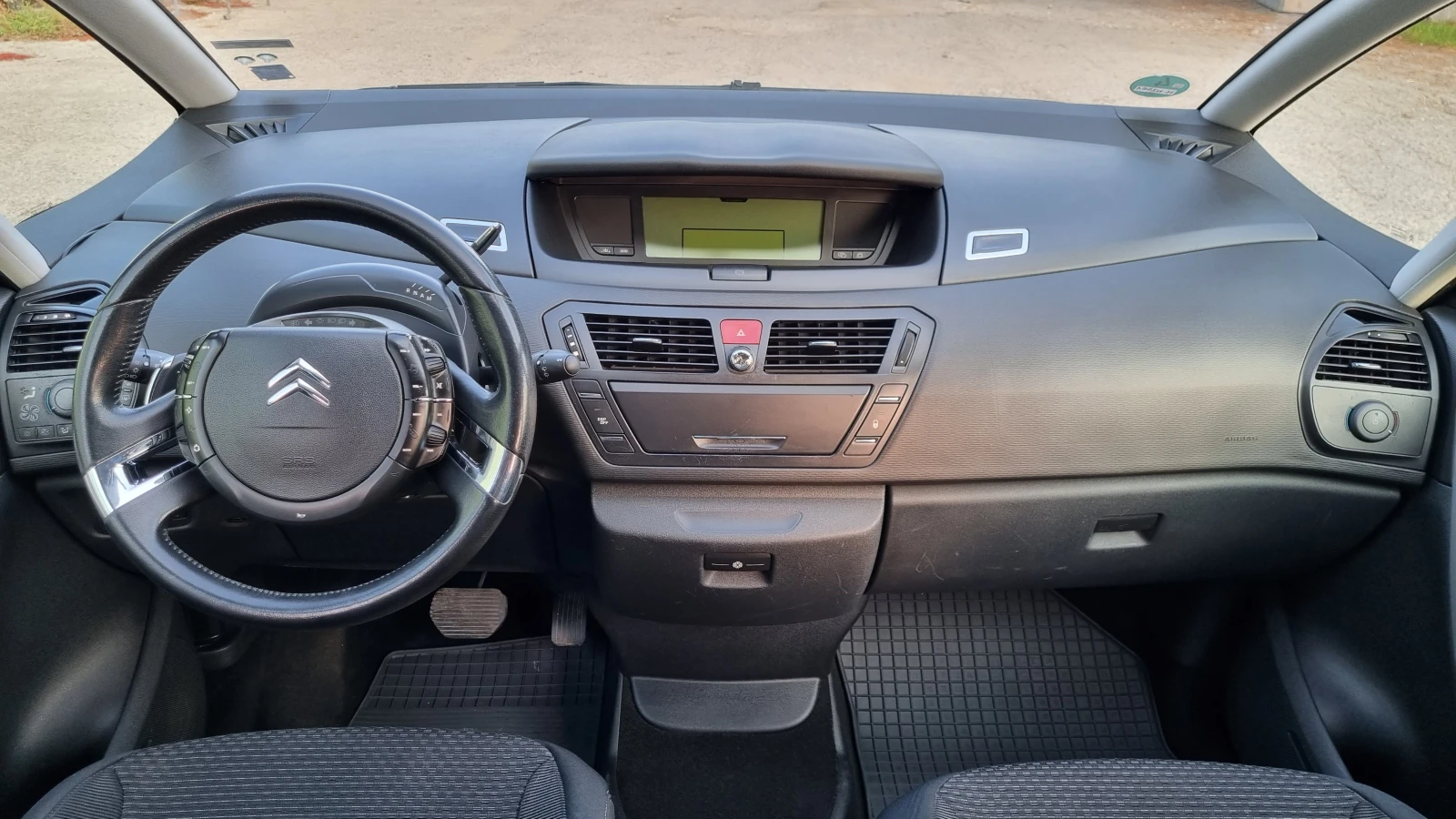 Citroen C4 Picasso 1.6 HDI - изображение 10