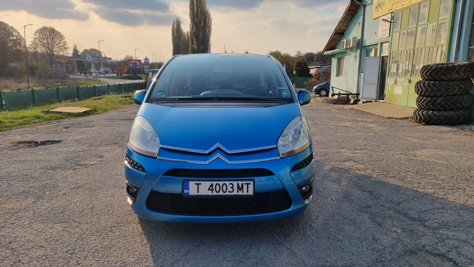 Citroen C4 Picasso 1.6 HDI - изображение 2