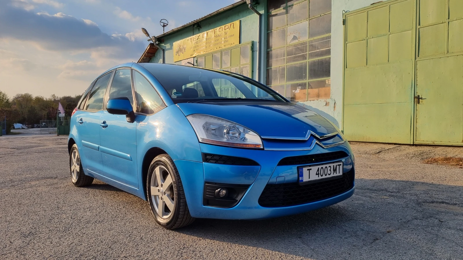 Citroen C4 Picasso 1.6 HDI - изображение 3