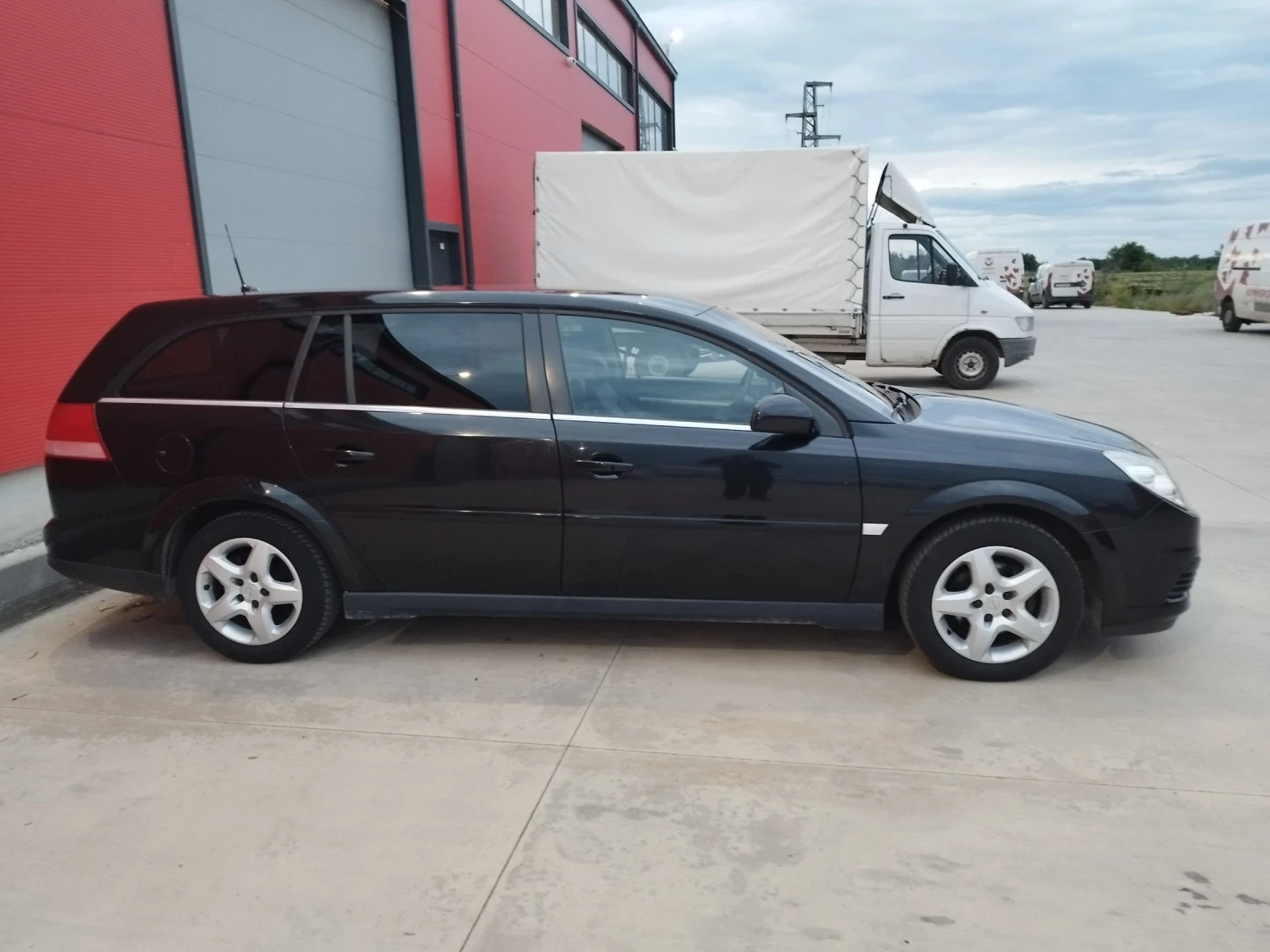 Opel Vectra 2.2 direct 155 - изображение 4