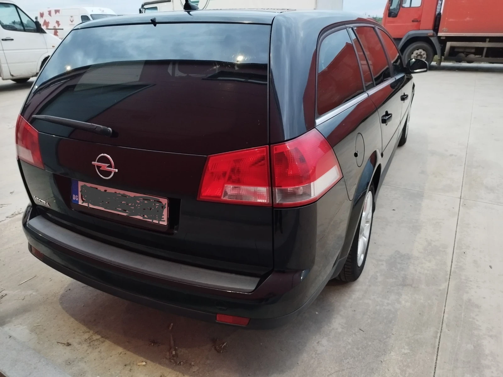 Opel Vectra 2.2 direct 155 - изображение 2