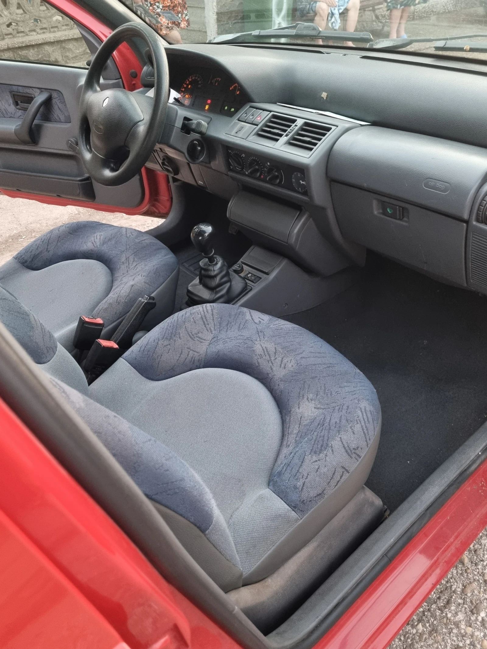 Renault Clio  - изображение 9
