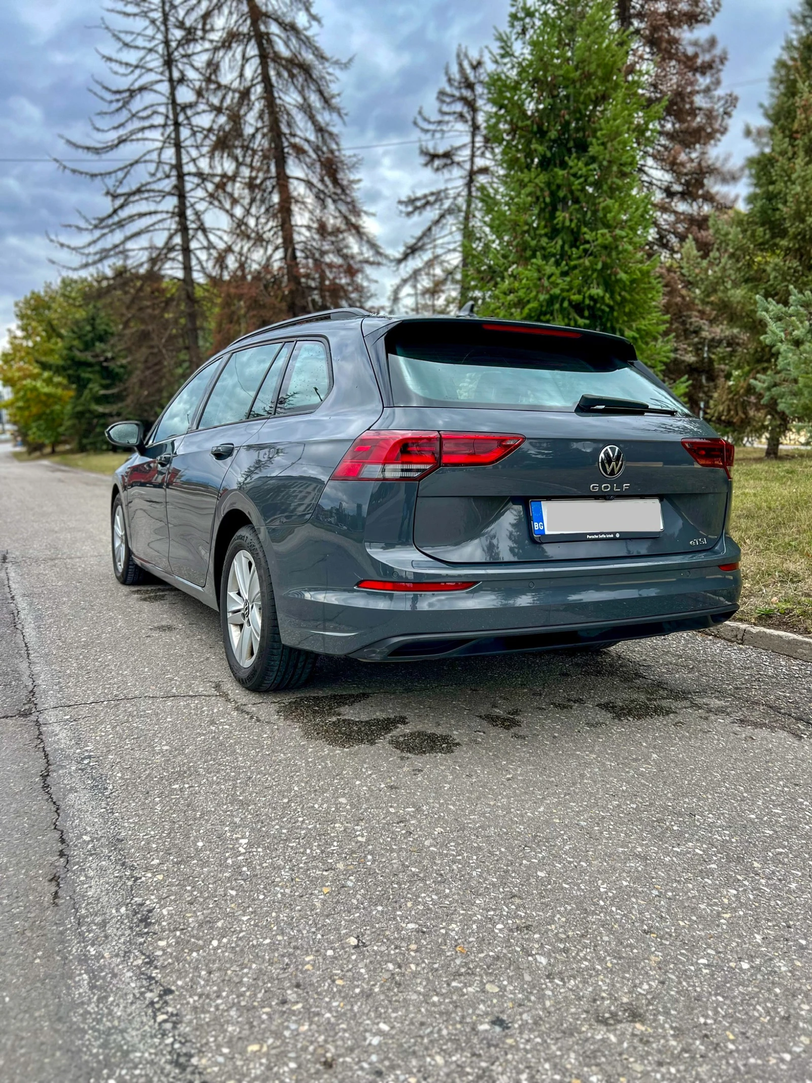 VW Golf  1.5 eTSI / VARIANT 8 LIFE/ В ГАРАНЦИЯ / DSG /  - изображение 5