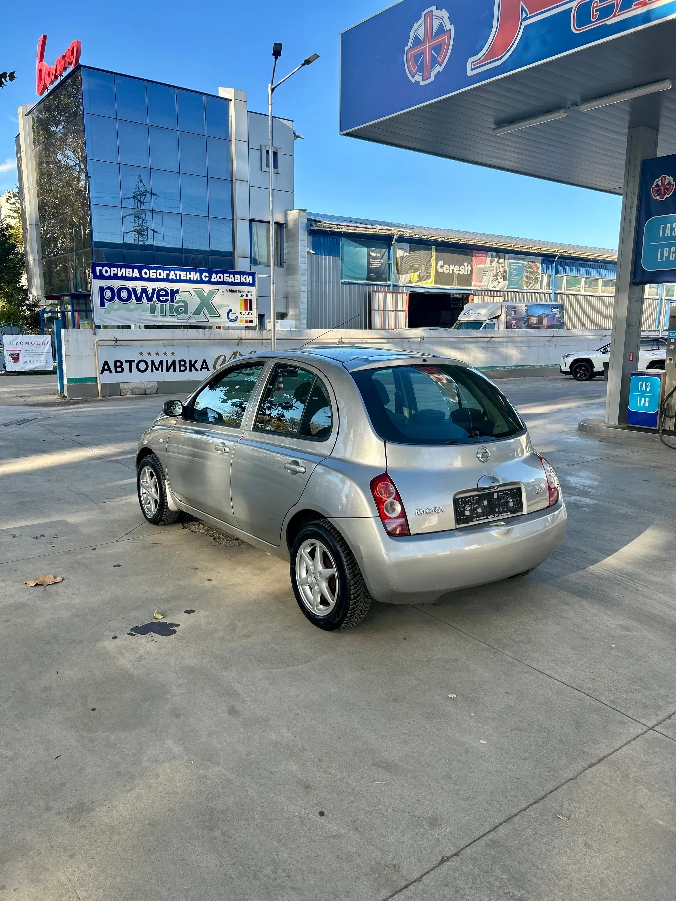 Nissan Micra 1.5 Дизел - изображение 6