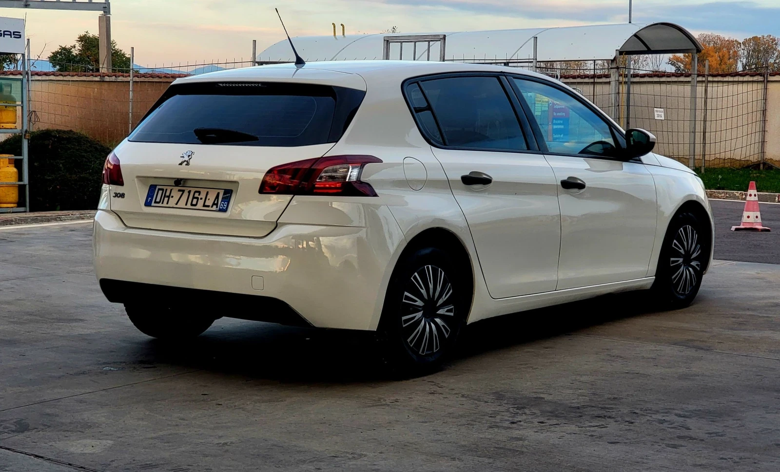 Peugeot 308 1, 6 HDI | Mobile.bg   5