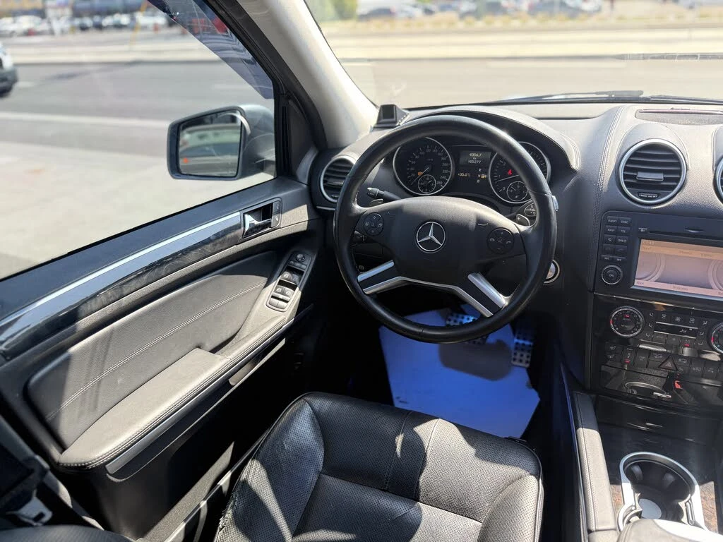 Mercedes-Benz ML 550 * АВТО КРЕДИТ* ЦЕНА ДО БГ * СЕРВИЗНА ИСТОРИЯ *  - изображение 8