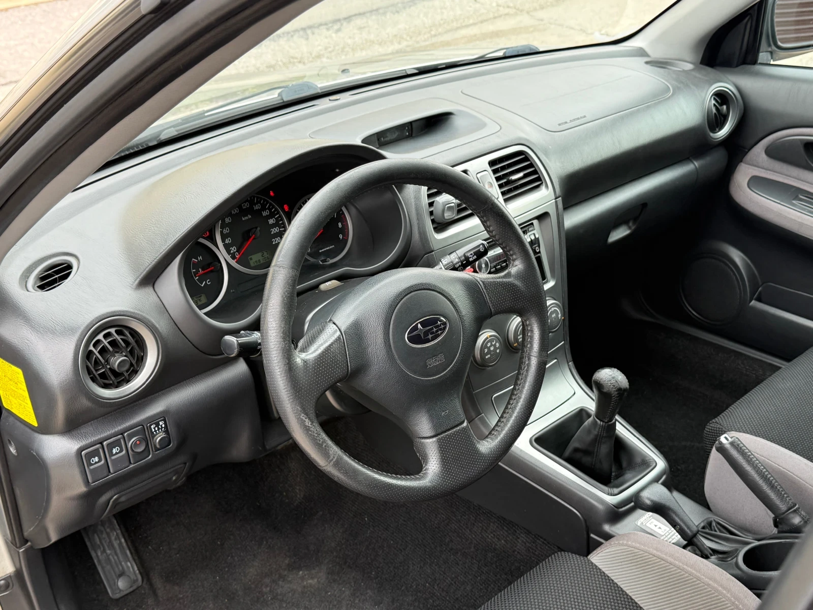 Subaru Impreza 2.0i 4x4 | Mobile.bg   12