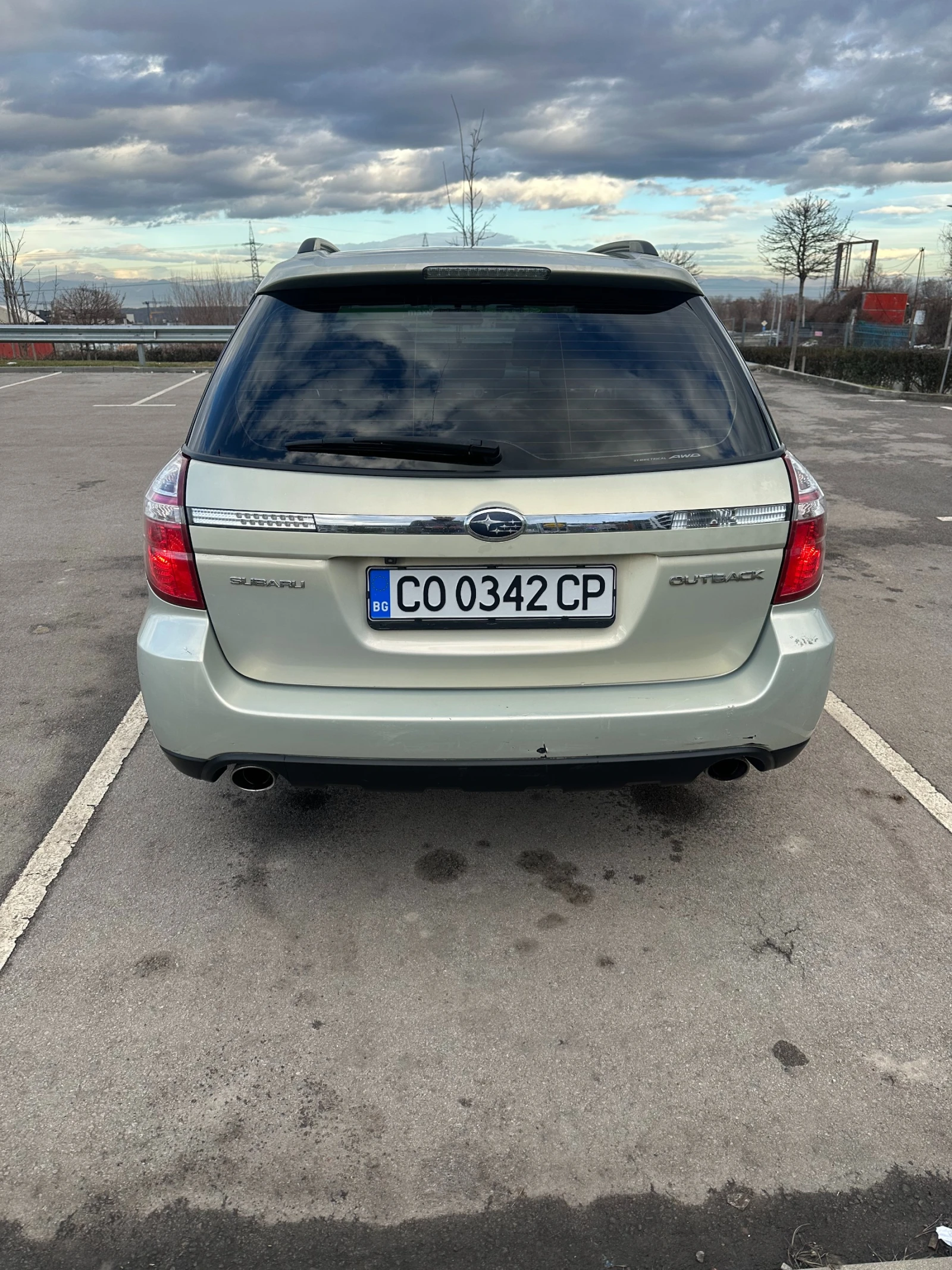 Subaru Outback 2.5i BRC ГАЗ с ПРОБЛЕМ, снимка 3 - Автомобили и джипове - 53731085