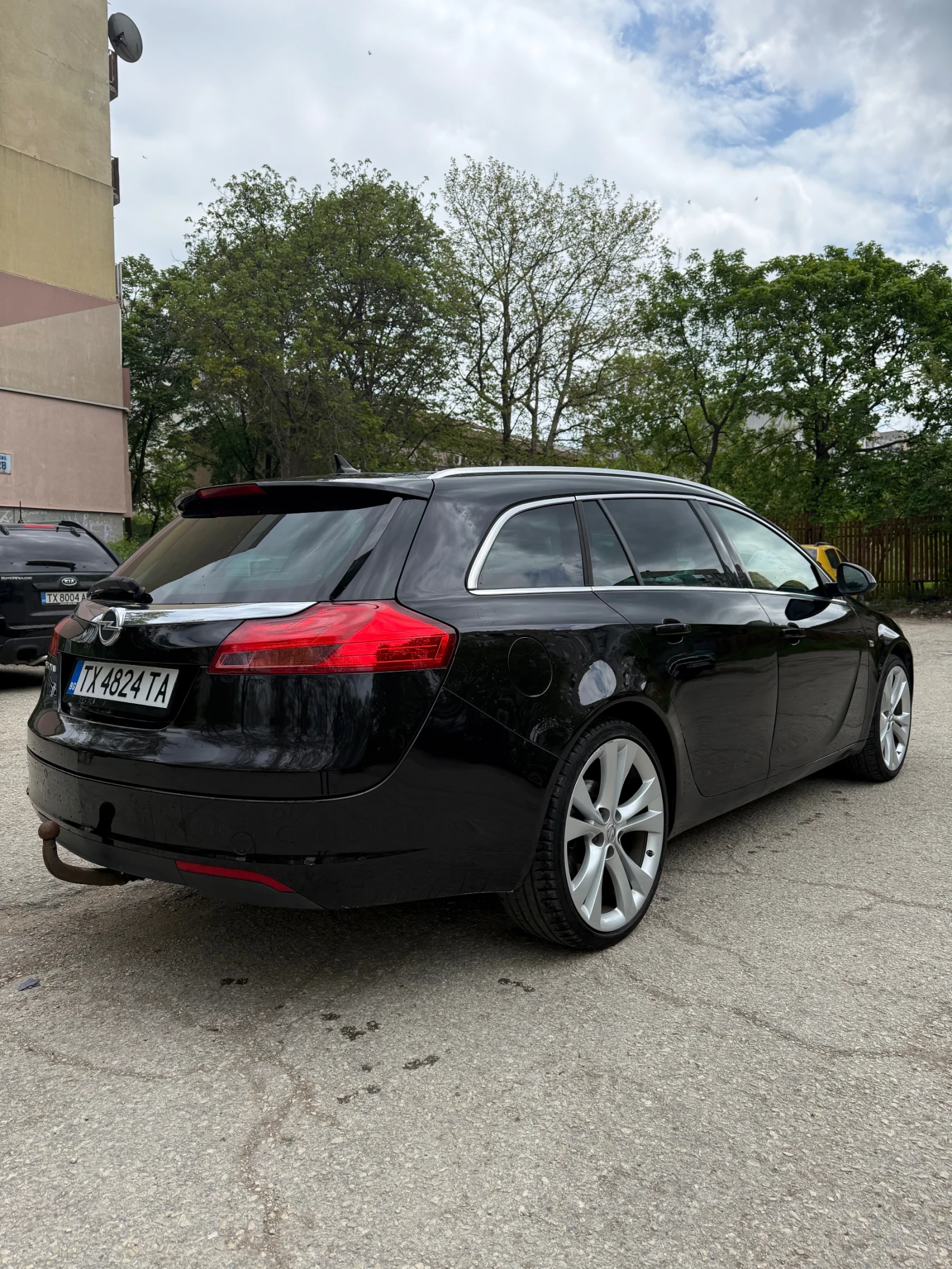 Opel Insignia 1.8, снимка 4 - Автомобили и джипове - 54772789