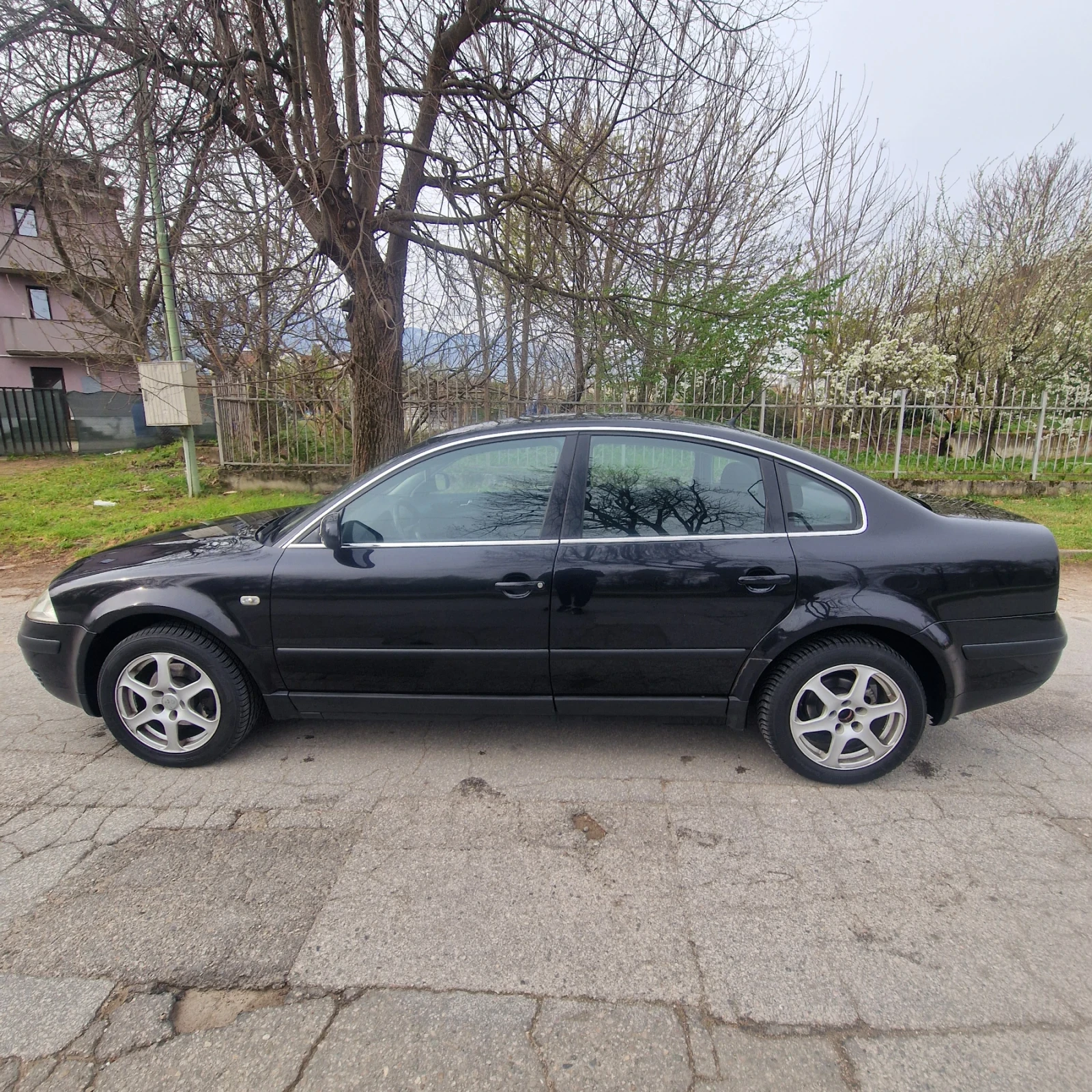 VW Passat 1.9 101, снимка 4 - Автомобили и джипове - 54053256