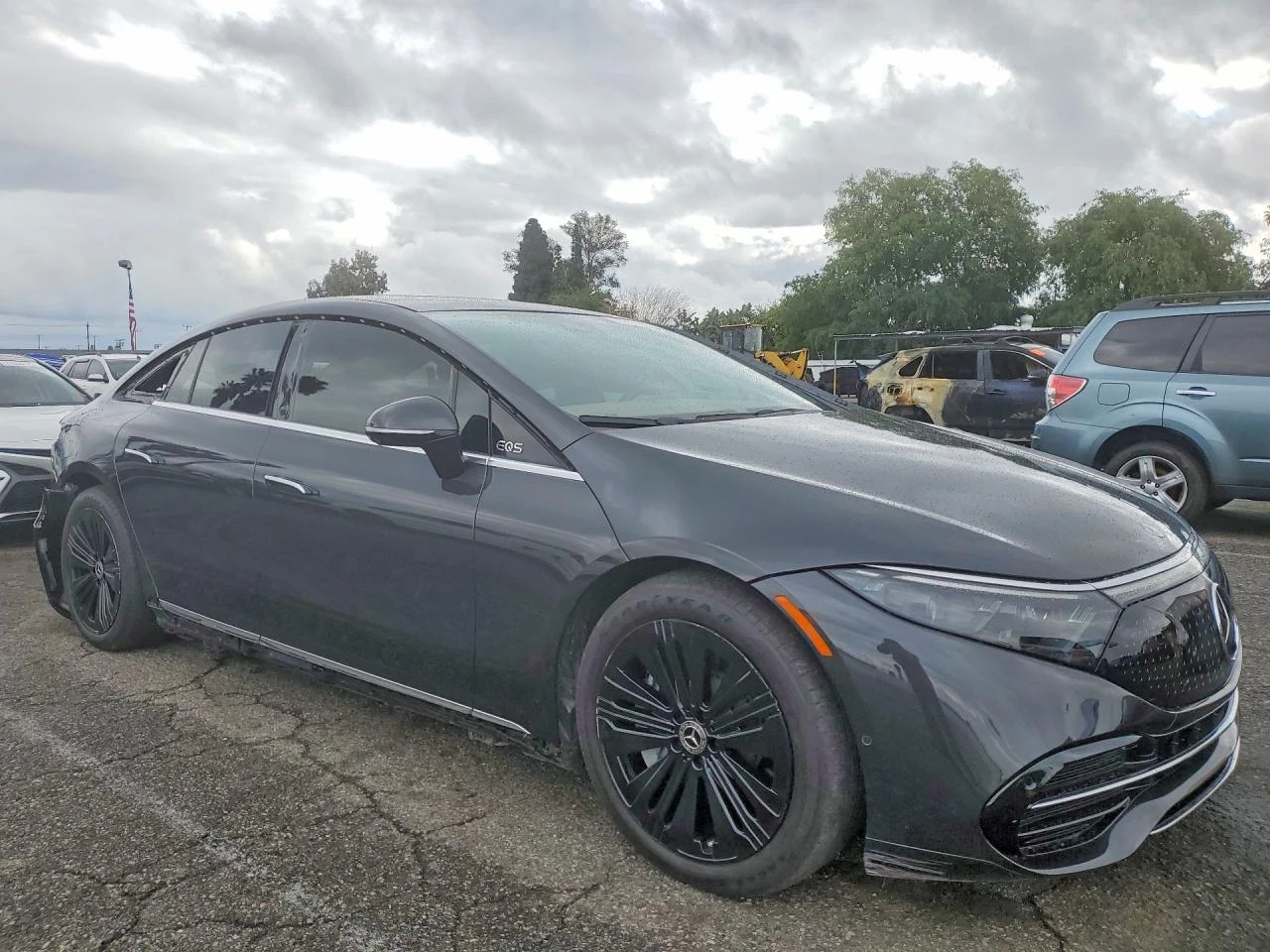 Mercedes-Benz EQS 450 4MATIC| BURMESTER| DISTRONIC| ПОДГРЕВ, снимка 3 - Автомобили и джипове - 54060800