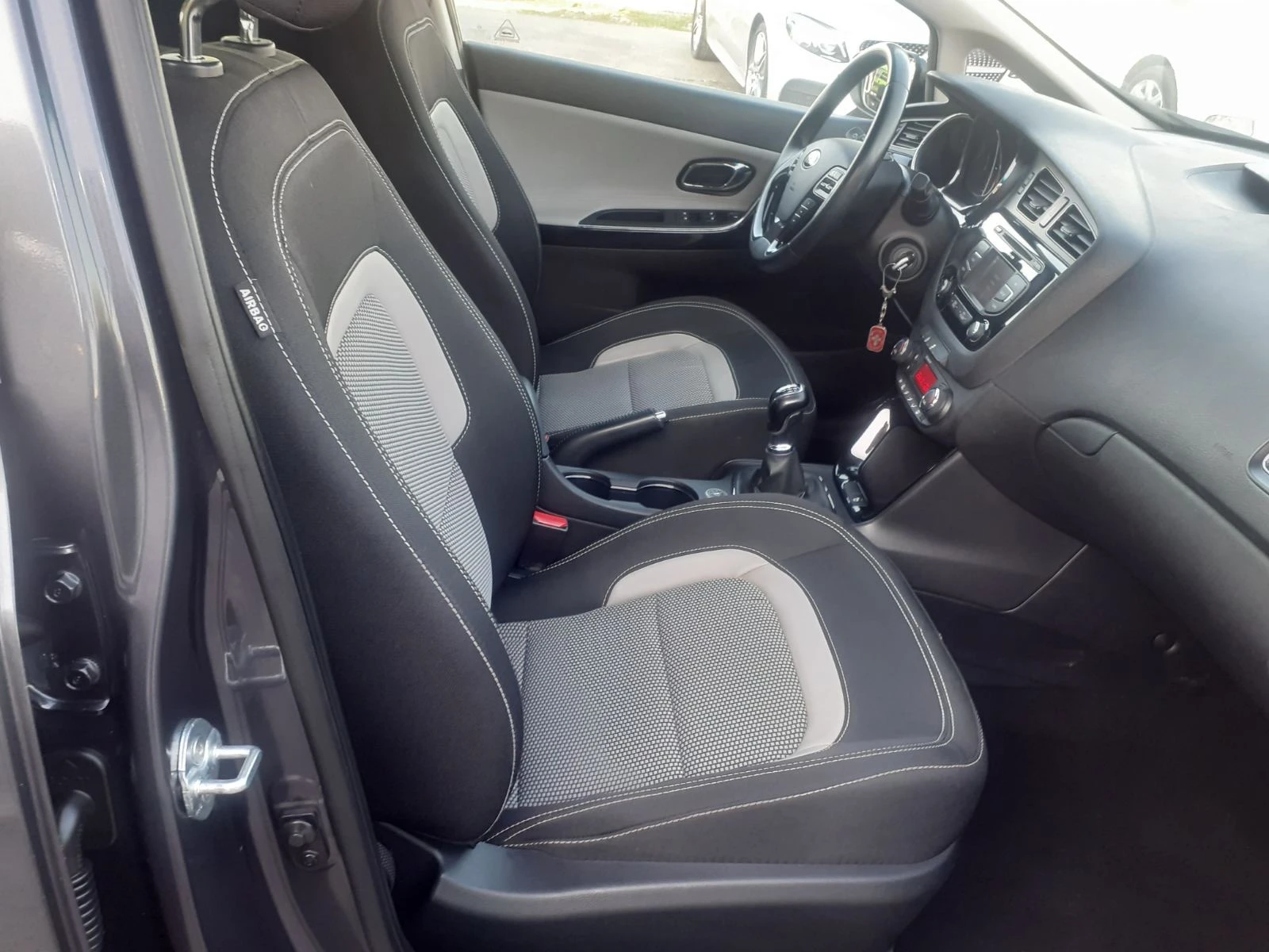 Kia Ceed 1, 4 FACE PREMIUM LED  LPG .DVD TV  KAMERA 6KC., снимка 11 - Автомобили и джипове - 54122592